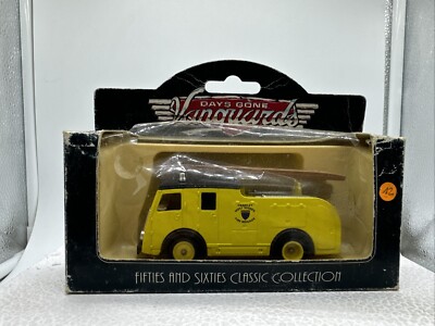 Day Gone Vanguards / 1955 Dennis F8 Fire Engine 