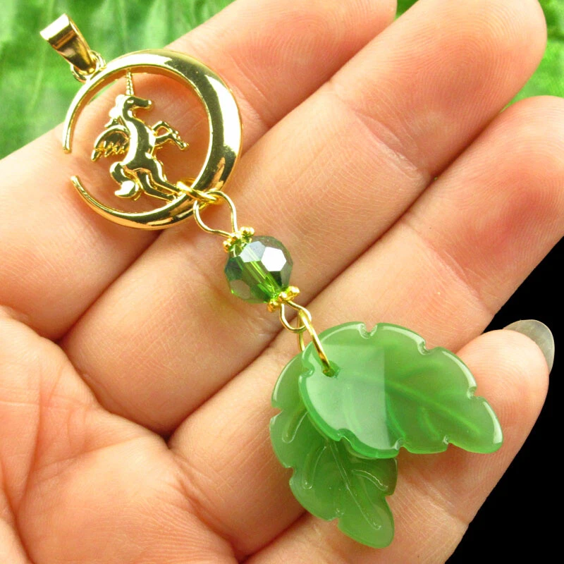 5Pcs Manmade Green Jade Leaf Tibetan Golden Horse Pendant Bead