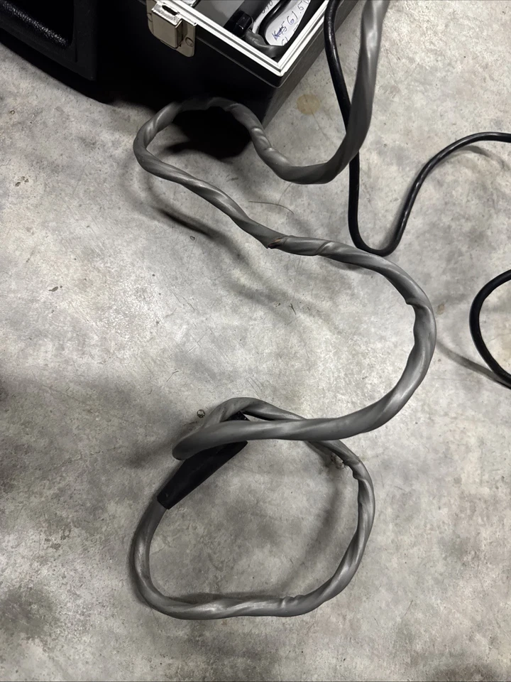 Sencore CR70 The Beam Builder Analizador CRT Universal + Voltaje de Filamento Restaurador Foto 3 de 4