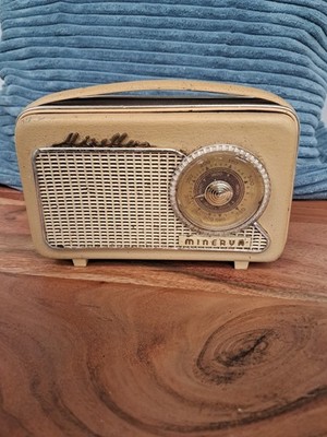 Vintage 1960 - 1966 Mirella Radio beige Kofferradio