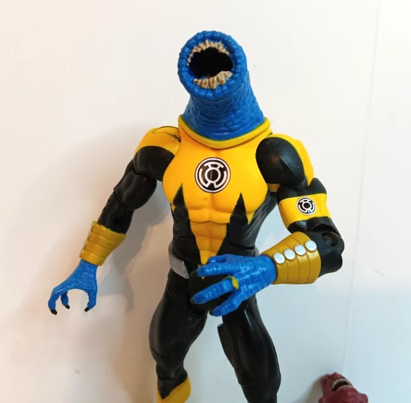 LOW/MAASH DC Universe Classics DCUC Sinestro Corps Green Lantern Mattel Foto 2 de 4