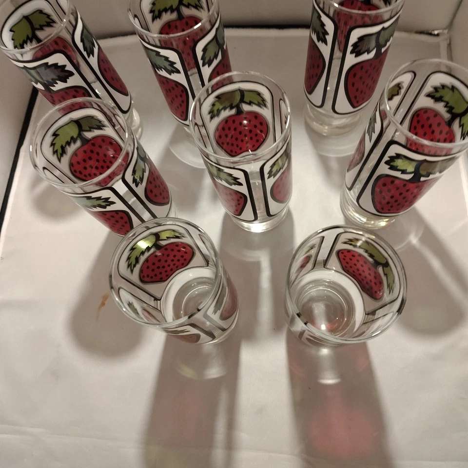 Vaso Pedestal Fresa Libbey Vidrio 16oz Retro Años 80 6 1/2" Juego De 8 De Colección Foto 3 de 4