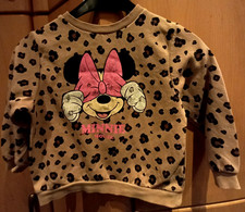 H&M Disney Sweatshirt beige+Leo-Look Aufdruck "Minnie Mouse"Gr. 110/116 getragen