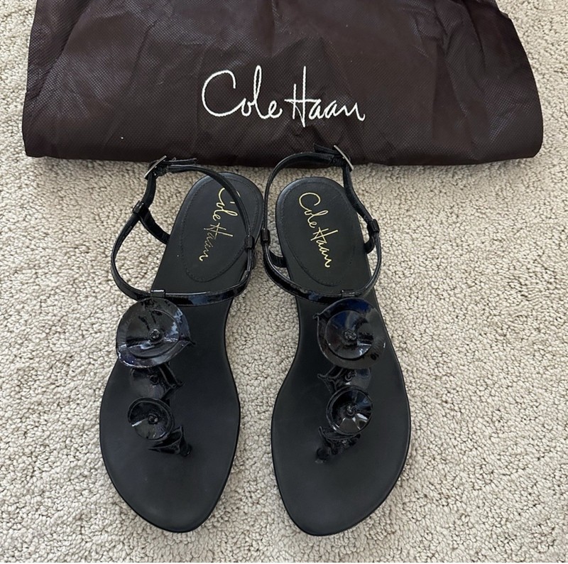 Cole Haan Halsley Floral Black Patent Leather Sandals Size 5.5
