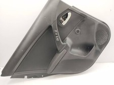 Porte arrière et accessoires Toyota AVENSIS