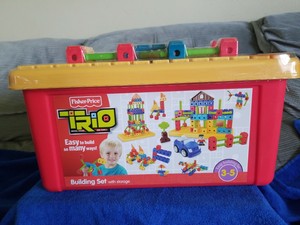 trio building set