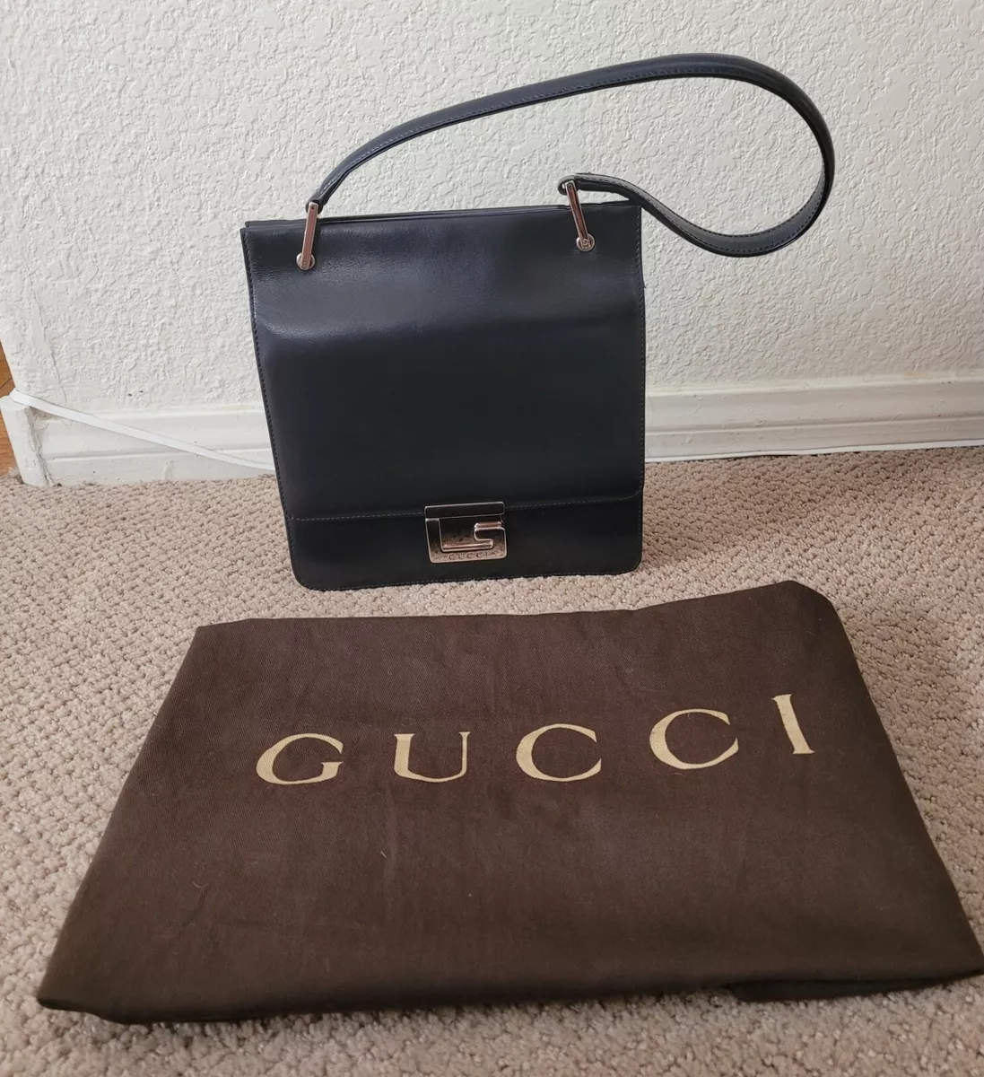 AUTH GUCCI VINTAGE SQUARE G LOCK GLOSSY LEATHER SHOULDER BAG