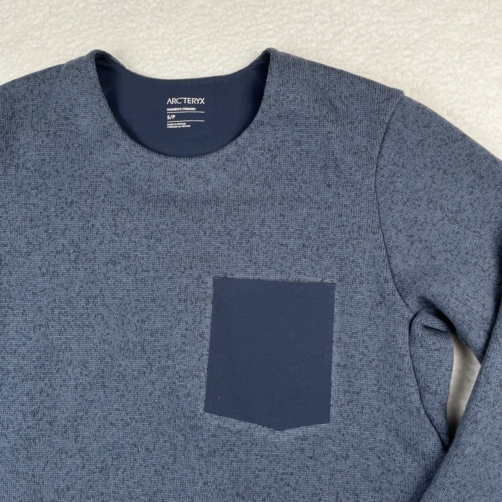 Arc'teryx Covert Sweater Women’s Small Blue Long Sleeve Round Neck Fleece