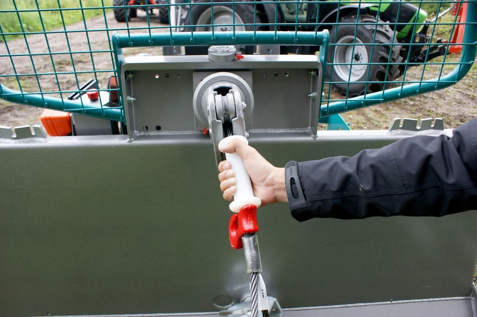 Pfanzelt TUTUM Quetschschutz Pro - Handschutz Forstseilwinde - Bild 3 von 3