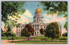 c1940s Denver Colorado State Capitol Street View Linen Cars Vintage Postcard
