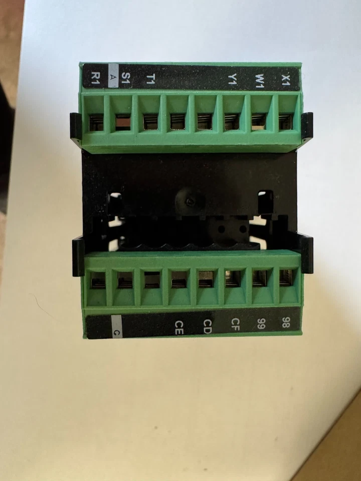 NEW WATLOW PM6C1CA-AAAAAAA MULTI FUNCTION CONTROLLER 100-240VAC 50/60HZ - Image 2 of 4