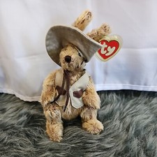 Vintage TY Beanie Babies "Hogan" Kangaroo 2000 The Attic Treasure Collection