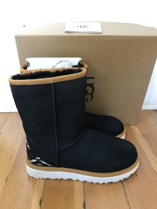 ugg rustic weave black