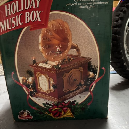 Brand new Christmas Holiday Music Box Phonogram - Picture 2 of 22