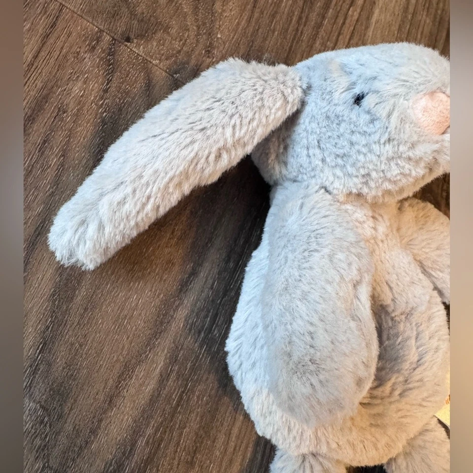 Anillo de conejo beige tímido Jellycat sonajero suave bebé recién nacido conejo Foto 4 de 4