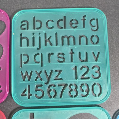 Vintage Tupperware Tuppertoys 14 Stencil Art Set Stencil Set 1980s 6" x 6" - Picture 5 of 19