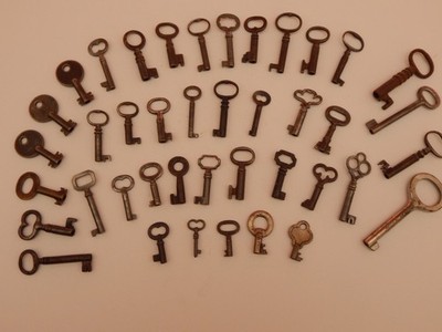 Collection of 41 Vintage Hollow Barrel Mixed Use Keys
