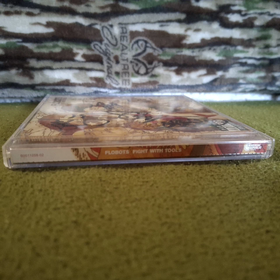 Flobots Fight With Tools SIGNED AUTOGRAPHED CD 2008 Experimental Hip Hop Foto 3 de 4