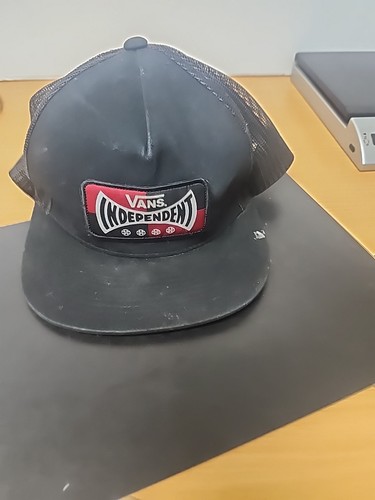 Vans Independent Snap Back  Mesh Hat