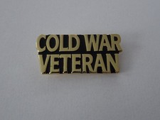 A2-06) Pin Schriftzug: Cold War Veteranen Abzeichen Kalter Krieg Veteran