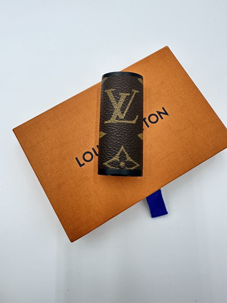 Custom LV Silver Monogram Lighter Case – Corn Blakes