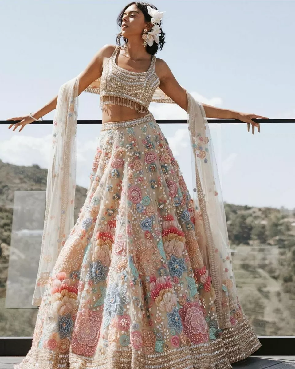 OffWhite Wedding Wear Lehenga Choli Dress Thread Work Lengha Chunri Sequins  Work