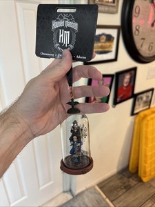 2024 Disney Parks Haunted Mansion Stretching Room Quicksand Men Ornament NEW