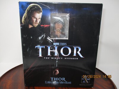 Gentle Giant Thor Marvel Studios Mini Bust Chris Hemsworth Gentle Giant Thor Marvel Studios Mini Bust Chris Hemsworth