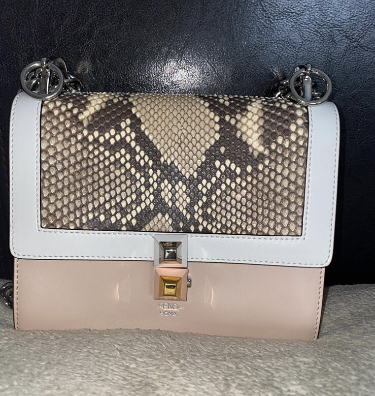 Authentic Fendi Kan I shoulder bag Baby Pink Python Skin Rrp £2300 New With Tags image 2