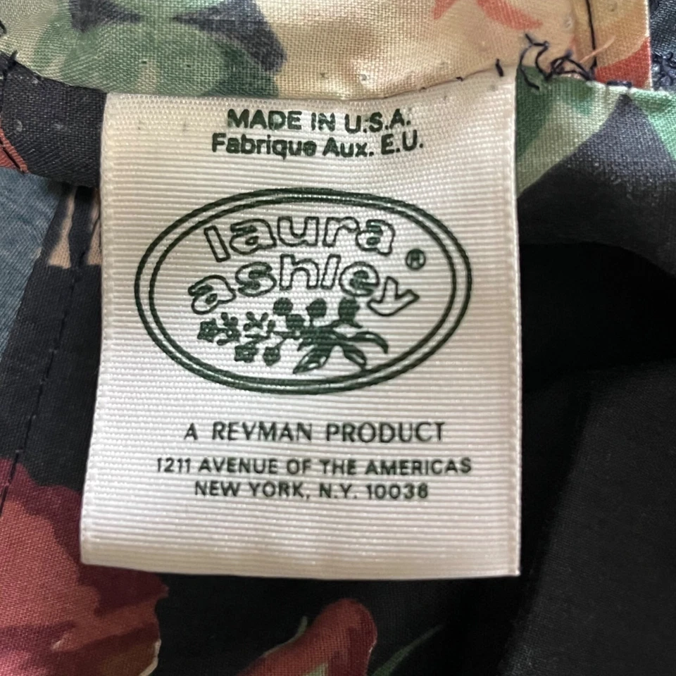 Juego de 2 fundas de almohada King con volantes florales verdes Laura Ashley Foto 4 de 4