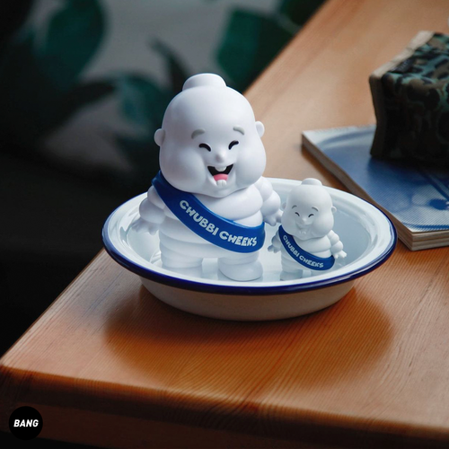 UNBOX CHUBBI CHEEKS MARSHMALLOW 15cm Limited Vinyl Fashion Toy New In Stock - Picture 2 of 4
