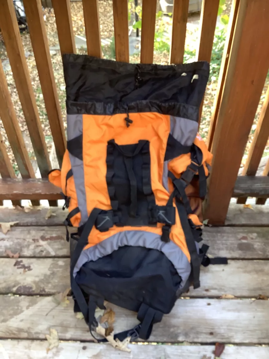 COLEMAN MAX 65L Camping INTERNAL FRAME Backpack Camping Hiking | eBay