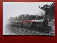 PHOTO  LNER CLASS A3 LOCO NO 2560  PRETTY POLLY BR 60061