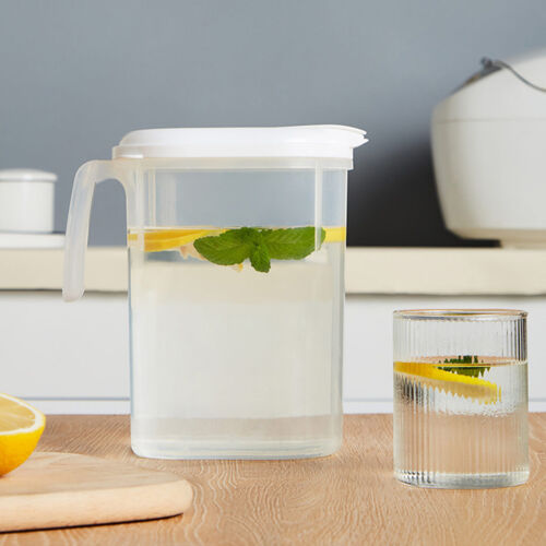 Plastic Pitcher With Lid & Spout for Cold Water Juice Jar Iced Tea Beer 1800ML