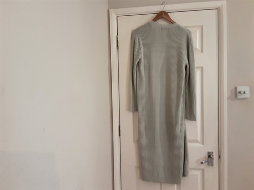 Lange hellgraue gerippte Strickjacke für Damen von H&M neu mit Etikett Größe S - Bild 3 von 10