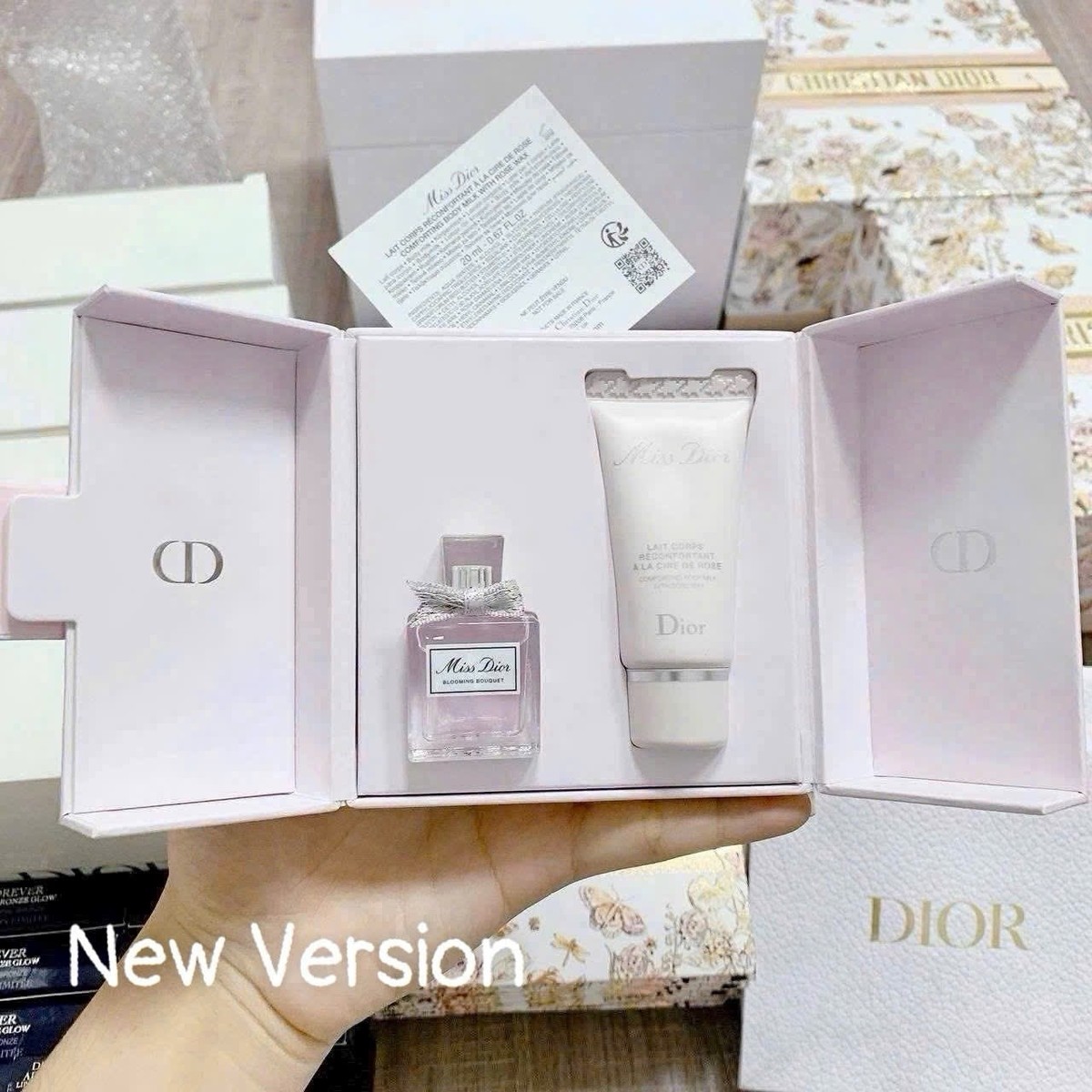 Dior 2pcs Gift Set: Mini Perfume 5ml/10ml & Body Milk /Shower Gel