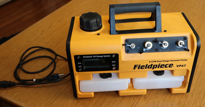 #ad Fieldpiece VP67 – 6 CFM Stage Vacuum Pump Run Quick Oil Change System $299.99