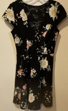Three Pink Hearts Black Floral Lace Fit  Flare V-Neck Cap Sleeve Dress Size S