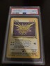 1999 Pokemon Fossil Zapdos Holo 15/62 Psa 8