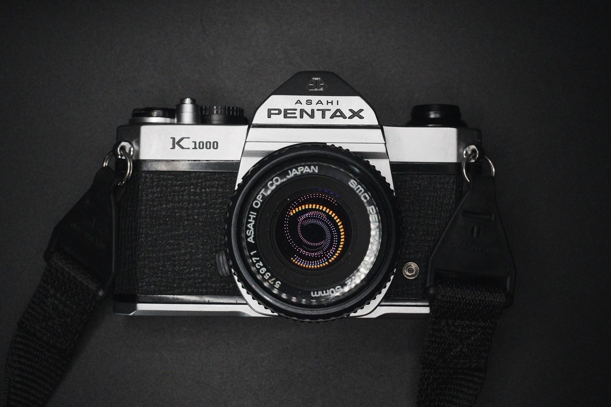 Pentax K1000 Silver 35mm SLR Film Camera + SMC Pentax-M 50mm F /2