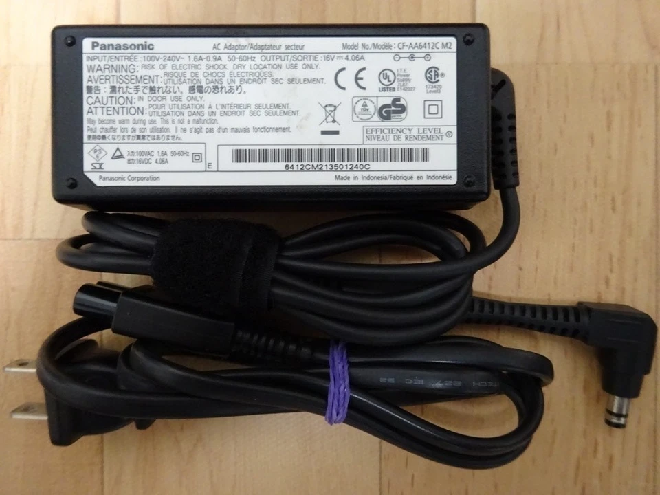 Panasonic Let's Note CF-NX4 EDHCS Core i5 5300U 2.3GHz 12GB 500GB Japan Uesd - Image 4 of 4