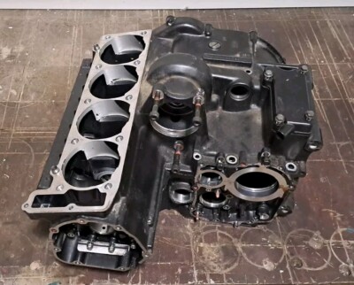 KAWASAKI GPZ 1100 ZXT 10E Motorgehäuse engine case 