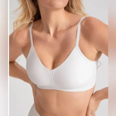 NEW HONEYLOVE SILHOUETTE WIRELESS BRA WHITE  SIZE L  38 (B/C)