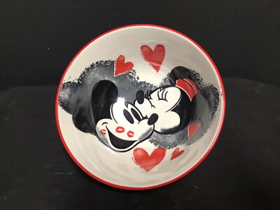 Disney Parks Mickey And Minnie Mouse Love and Kisses Hearts Tidbit Small Bowl