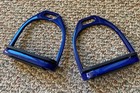 New Showman 4 1/2” BLUE English Stirrup Irons GLITTER Stirrups Pads — photo 1