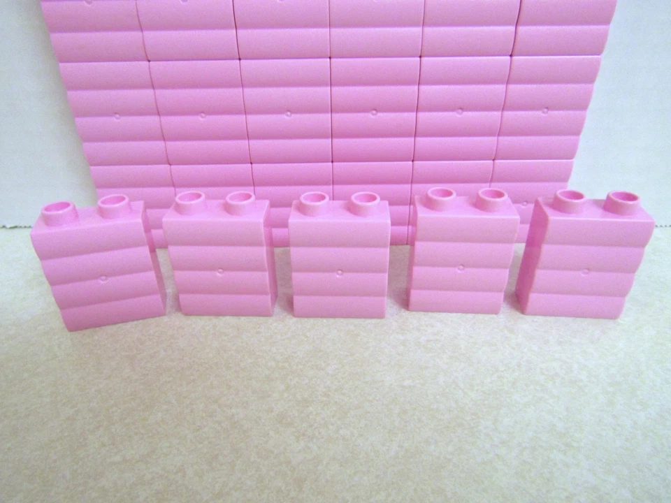 Lego DUPLO House Castle 1x2x2 Pink Log Profile Bricks 29 Pieces - Image 4 of 4