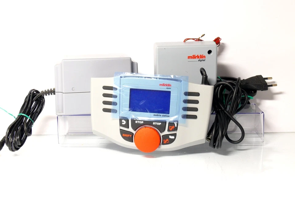 Märklin 60653 / 66191 / 60113 Mobile Station 2 - Trafo 18 VA und Anschlussbox