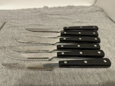 J.A Henckels International Eversharp 35197 Stainless 5 in Steak Knife Lot Of 6
