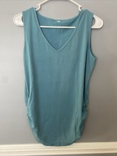Sleeveless Tops for Women Summer V Neck Tank Top