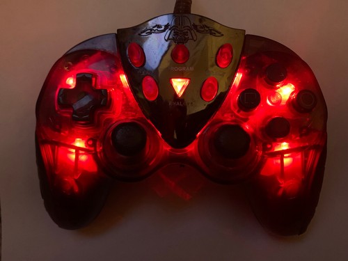 Intec Playstation 2 PS2 Star Wars Darth Vader & Jedi Wired Controllers-see below - 第 1/7 張圖片